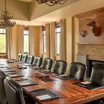 Stonewall Resort 